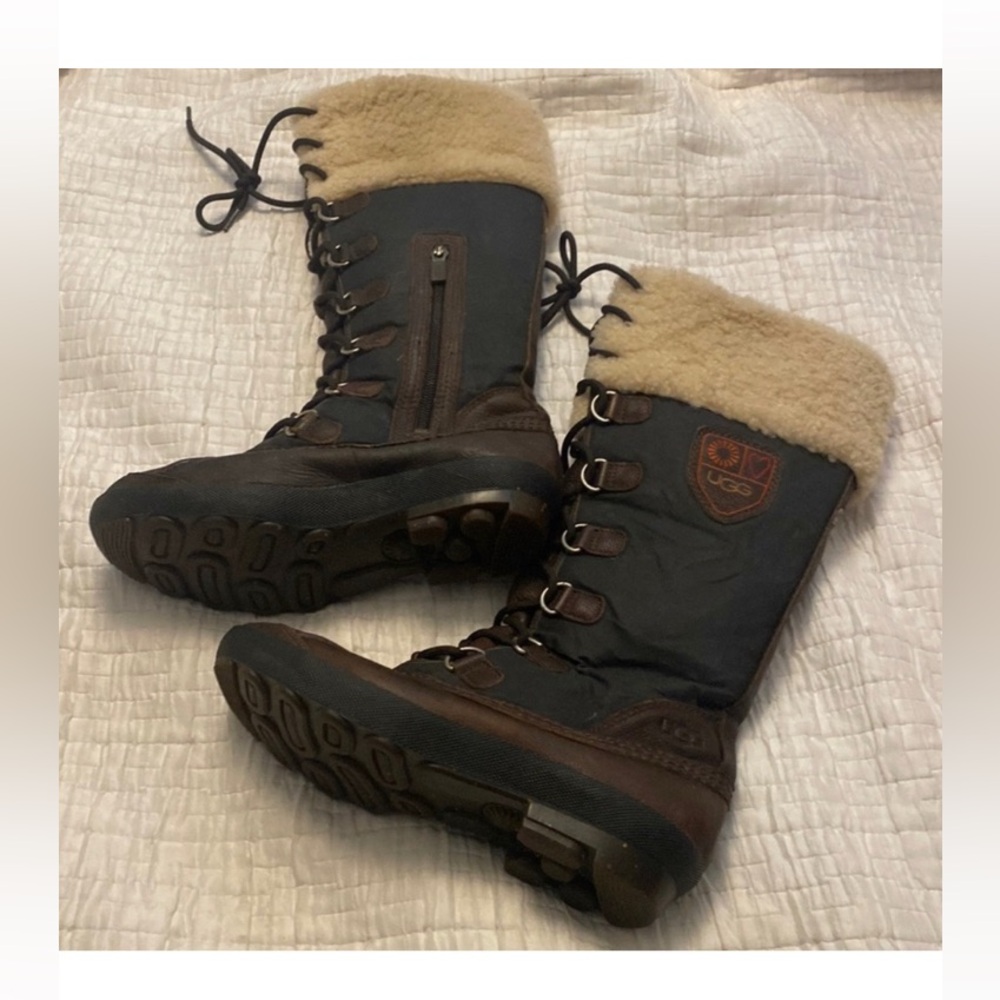 UGG Edmonton boot - Beige Shearling Lined Footwear